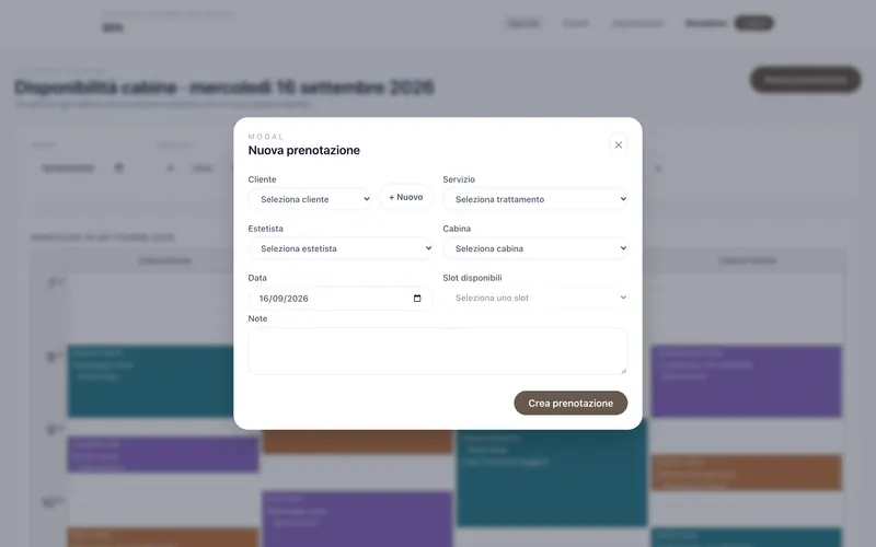 Finestra di nuova prenotazione con i campi ospite, trattamento, operatrice, cabina, data e orari disponibili.
